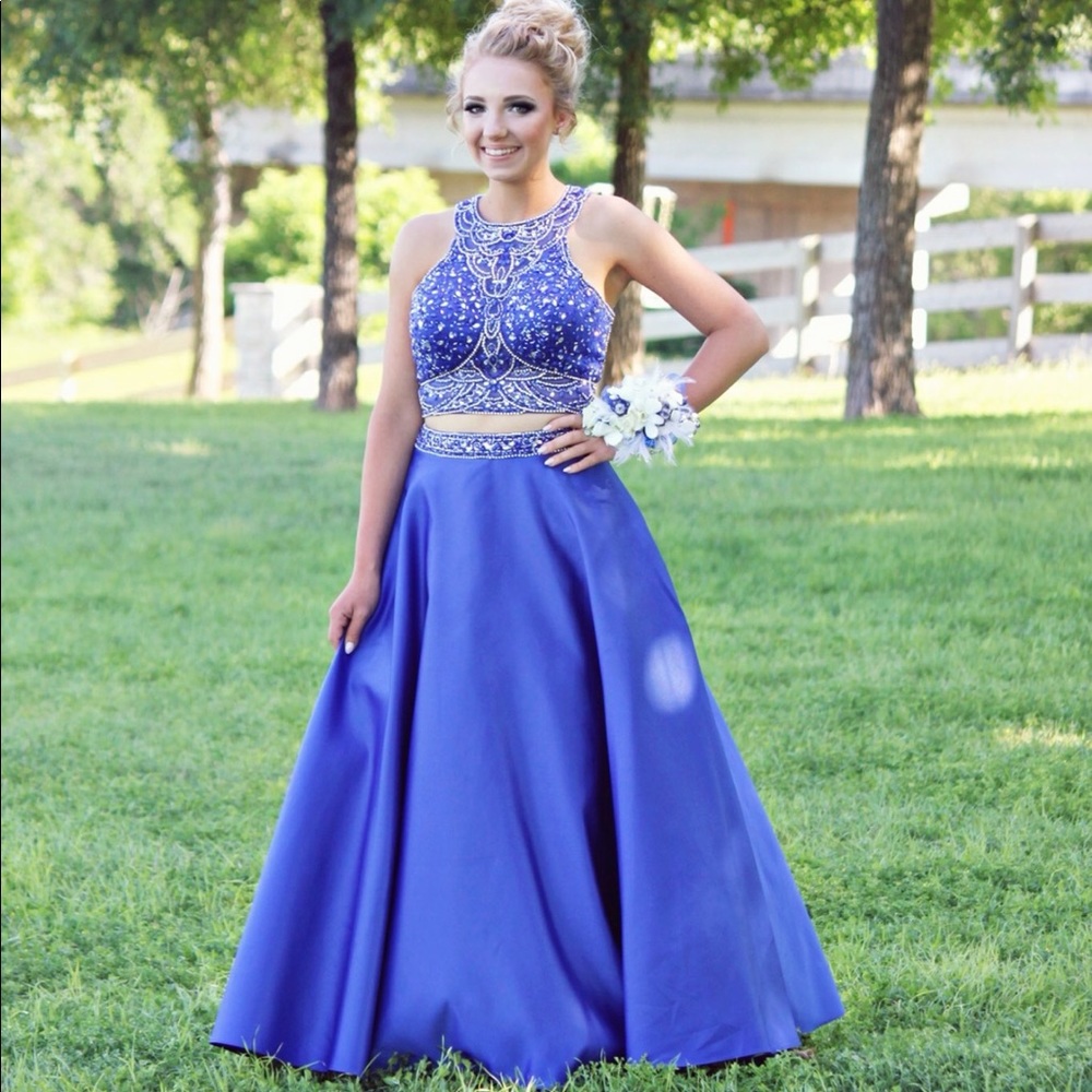 Beautiful Royal Blue LET’S Prom Dress